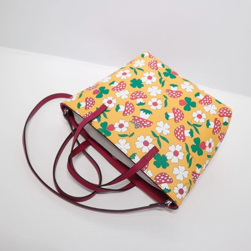 Minimalist Gxccx Shopping Bags 49544
