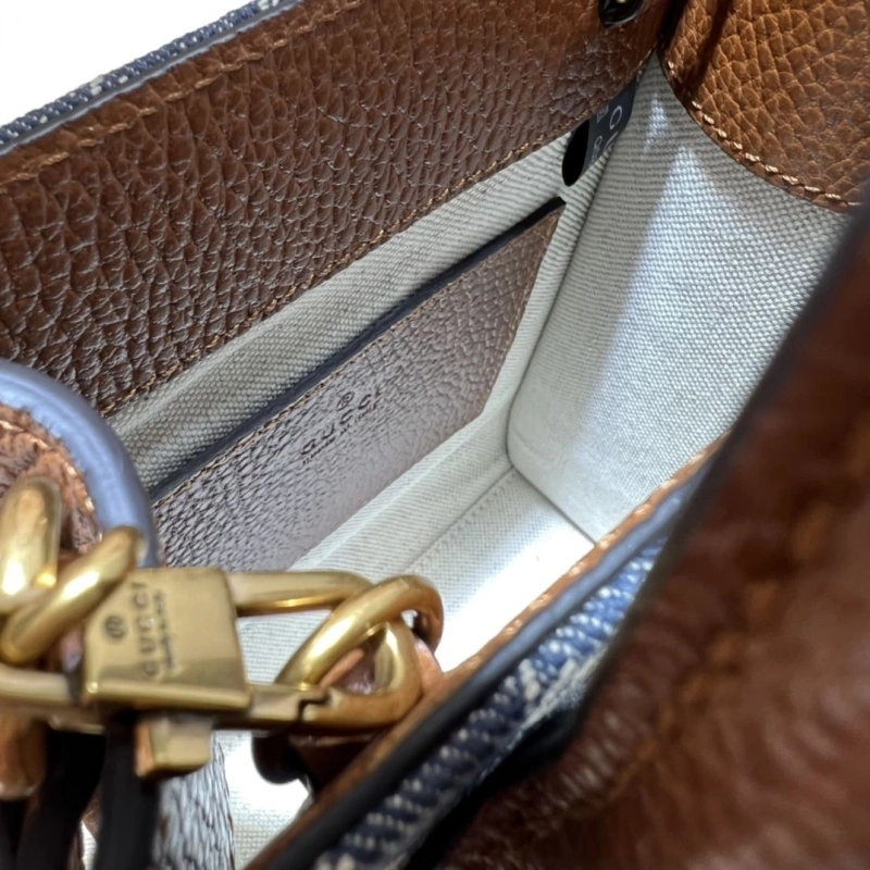 Affordable Gxccx Top Handle Bags 49226