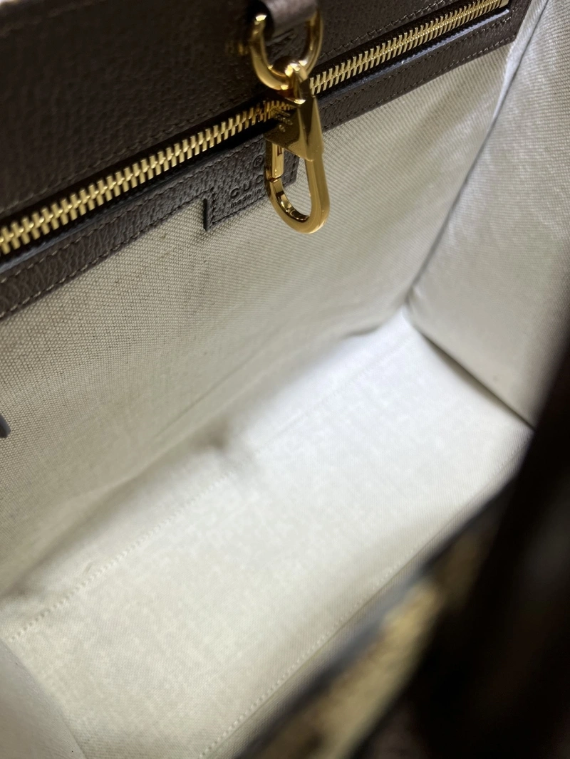 Trendy Gxccx Shopping Bags 49537