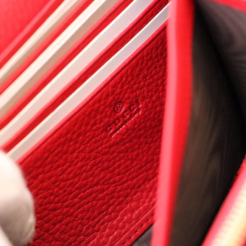 Gxccx Wallets & Purse Vibrant 48968