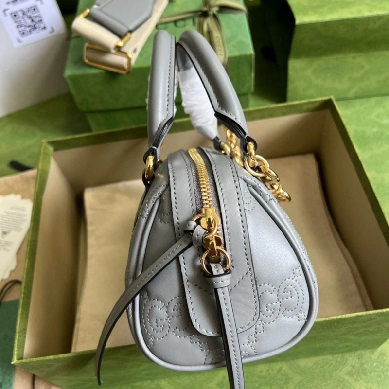 Resilient Gxccx Top Handle Bags 41287