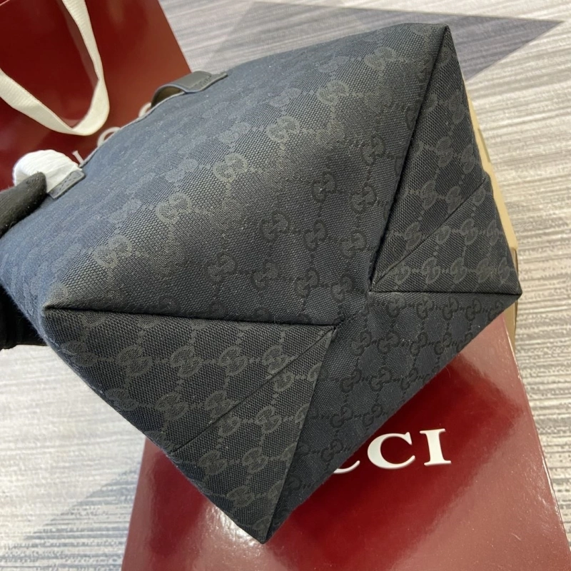 Sleek Gxccx Shopping Bags 41631