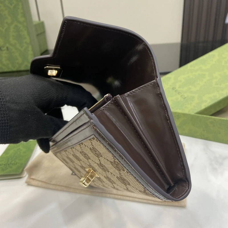 Gxccx Wallets & Purse WellDesigned 40263