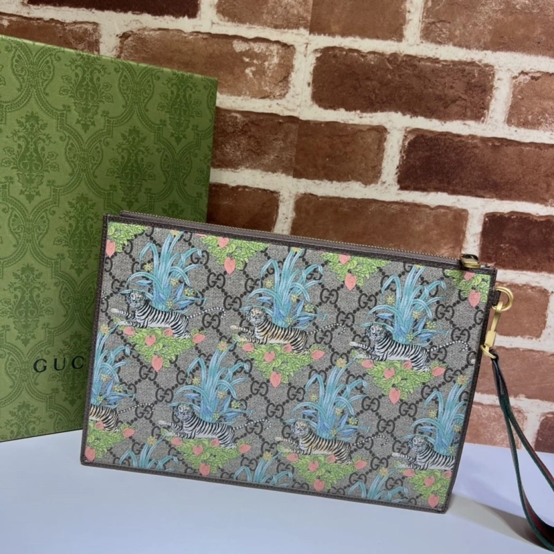 Comfortable Gxccx Clutch Bags 42806