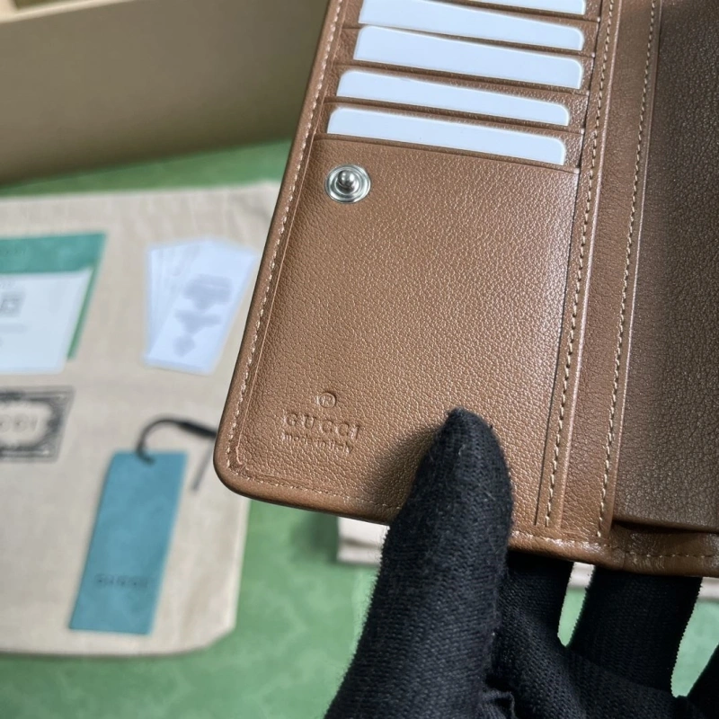 Resilient Gxccx Wallets & Purse 40215