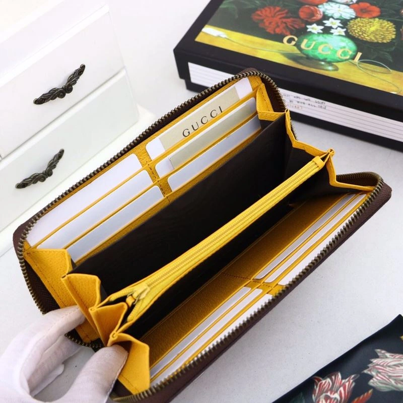Cozy Gxccx Wallets & Purse 40216