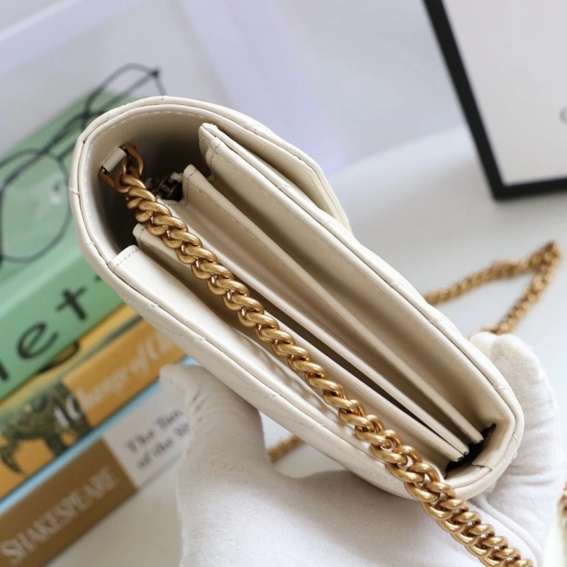 Gxccx Wallets & Purse Fashionable 40172
