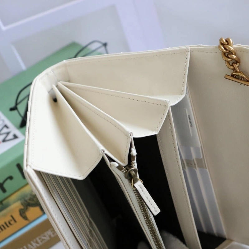 Gxccx Wallets & Purse Fashionable 40172