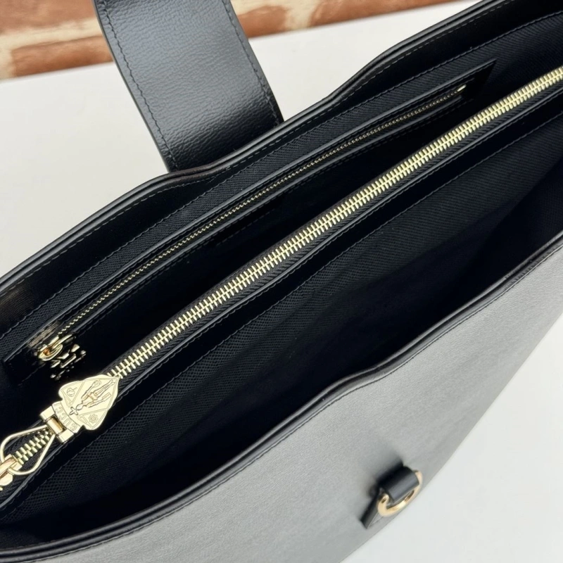 Stylish Gxccx Bucket Bags 42883