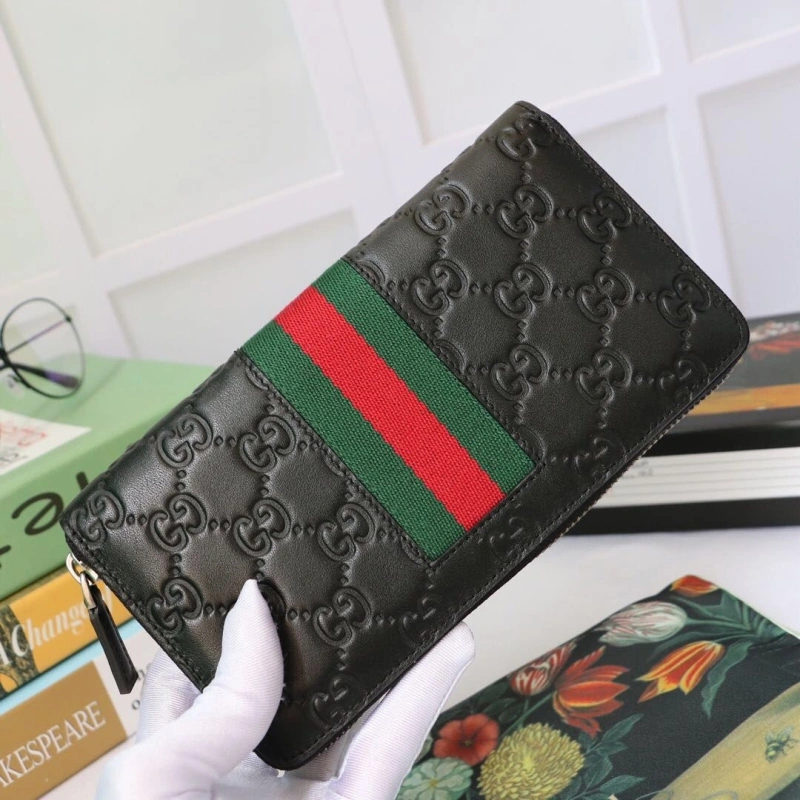 Functional Gxccx Wallets & Purse 40151