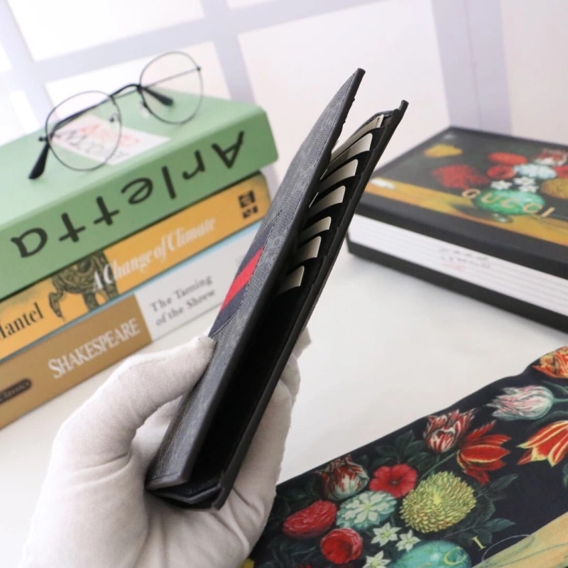 Minimalist Gxccx Wallets & Purse 40150