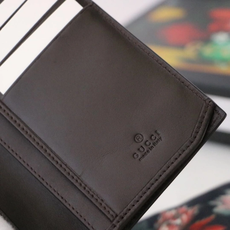 Versatile Gxccx Wallets & Purse 40148