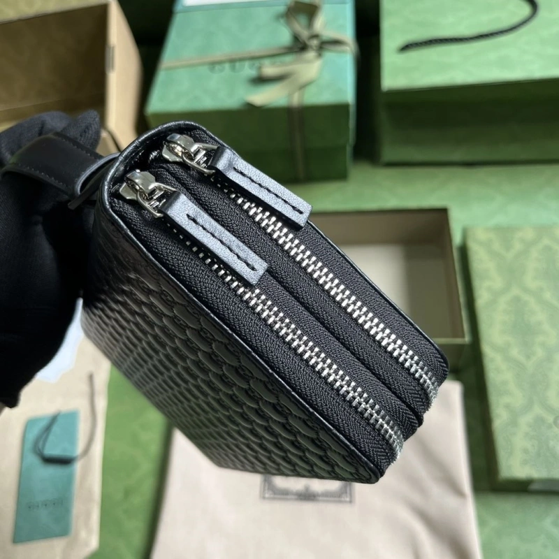 Compact Gxccx Wallets & Purse 40130