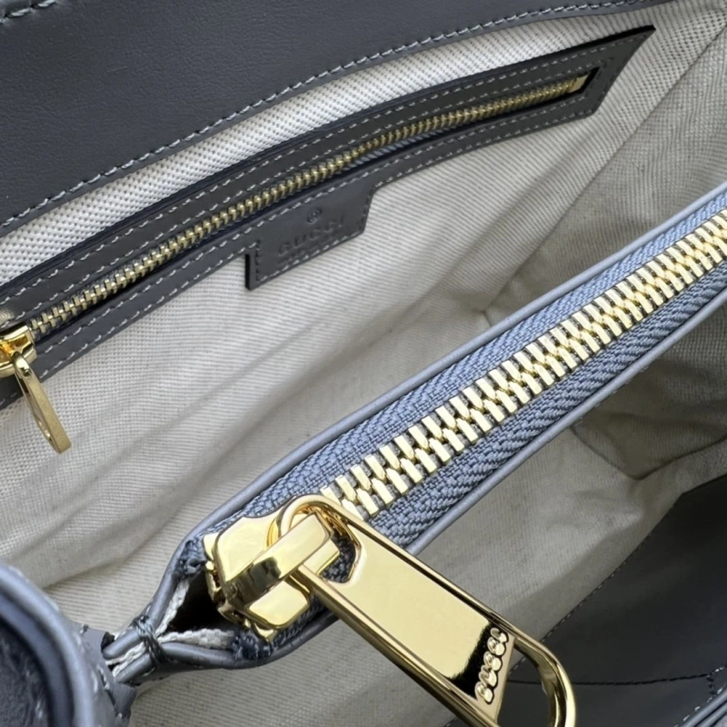 Compact Gxccx Shopping Bags 41562