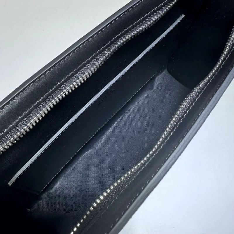 Breathable Gxccx Clutch Bags 42820