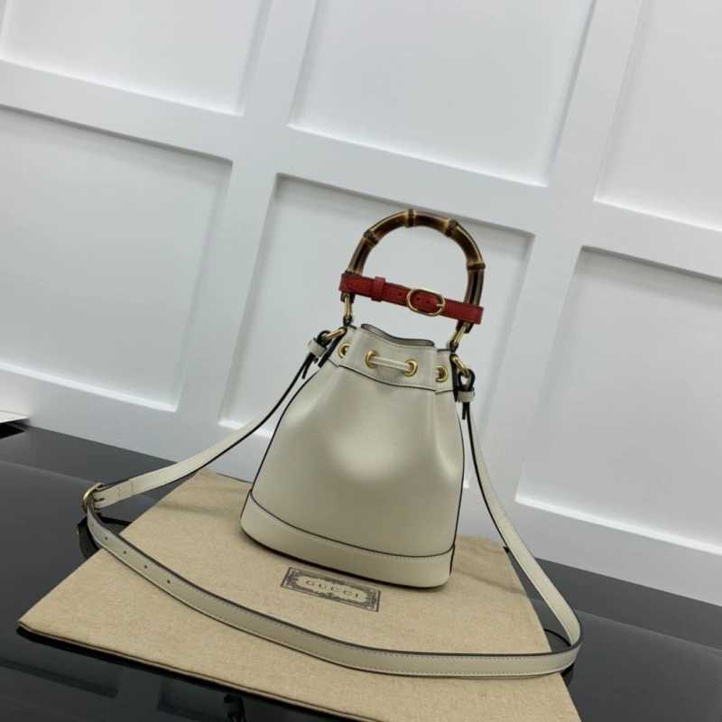 Comfortable Gxccx Bucket Bags 42877