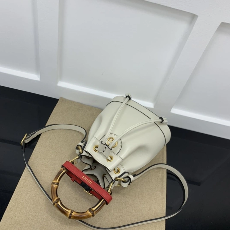 Comfortable Gxccx Bucket Bags 42877