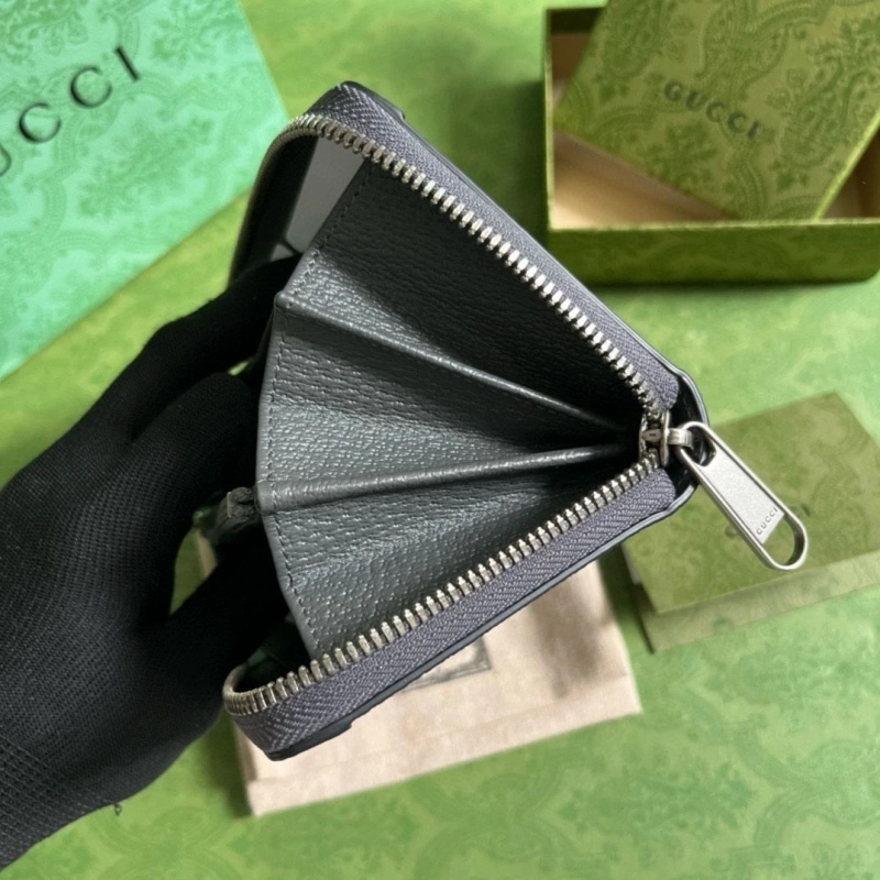 Fashionable Gxccx Wallets & Purse 40109