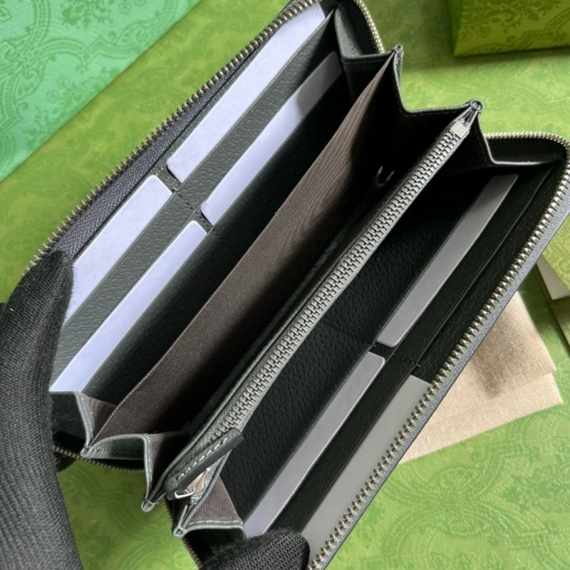 Fashionable Gxccx Wallets & Purse 40109
