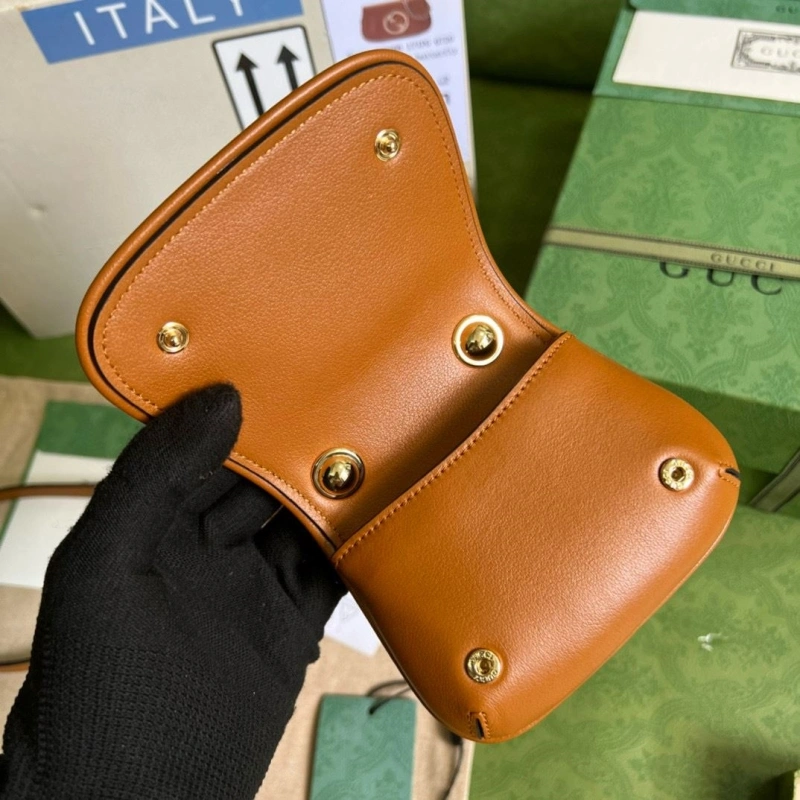 Resilient Gxccx Wallets & Purse 40044