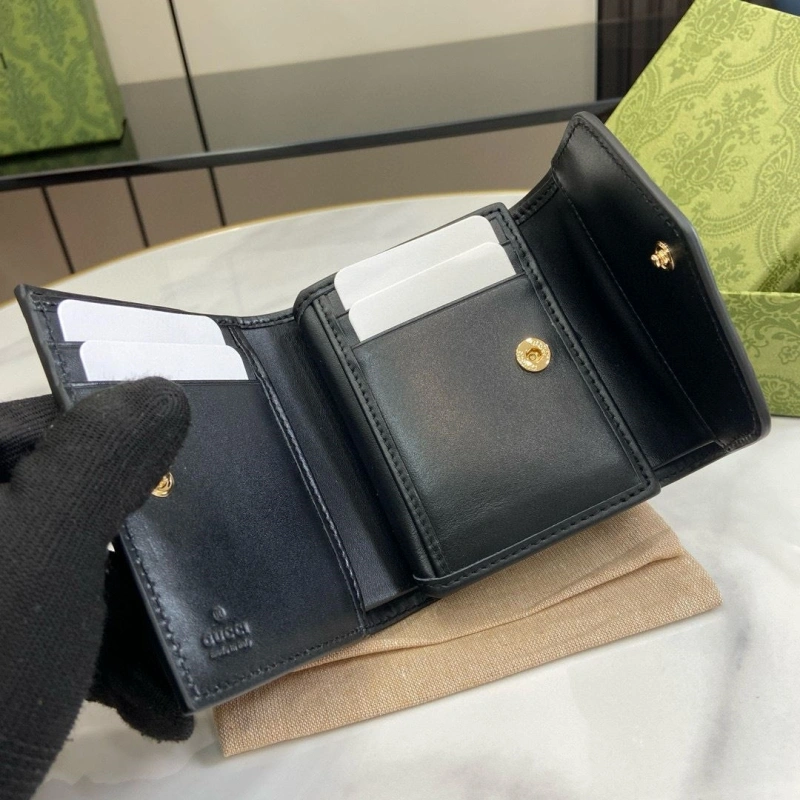 Compact Gxccx Wallets & Purse 40056