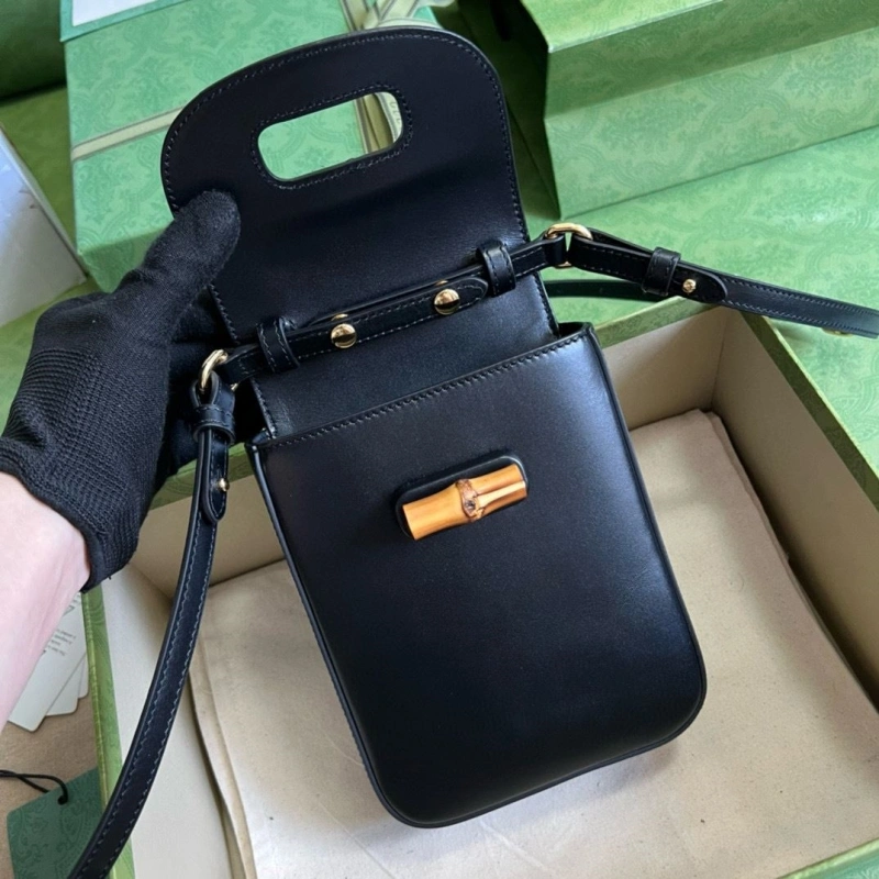 WellDesigned Gxccx Top Handle Bags 40969