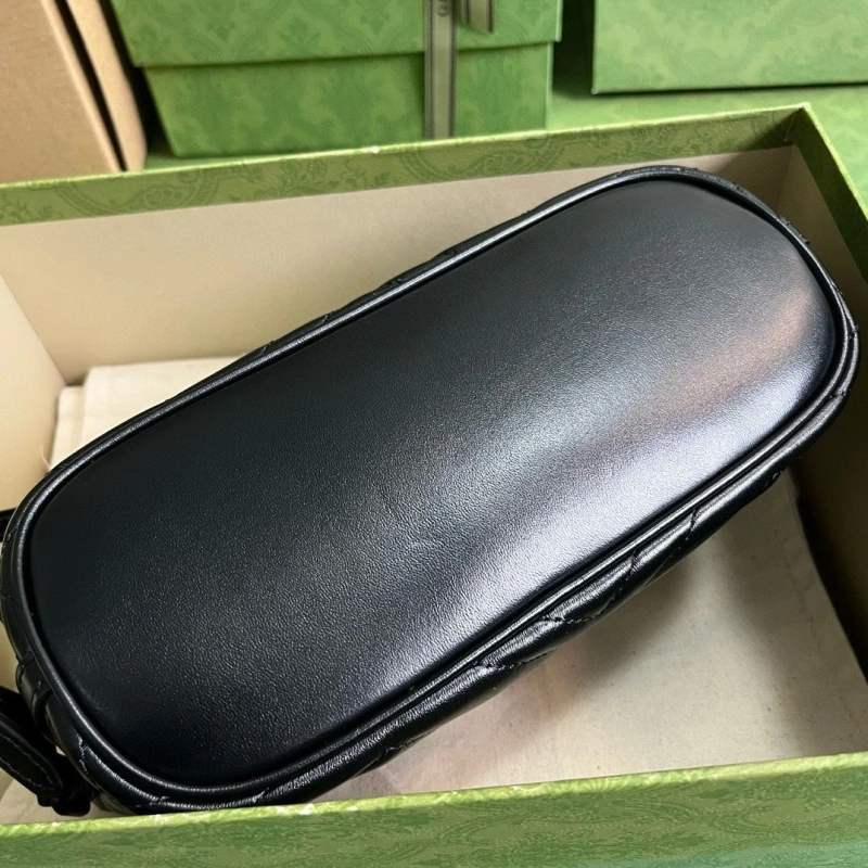 WellDesigned Gxccx Top Handle Bags 40966