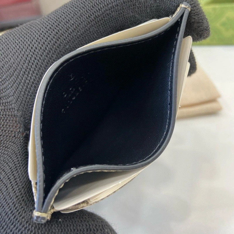 EyeCatching Gxccx Wallets & Purse 40050