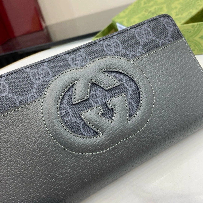 Gxccx Clutch Bags Vibrant 42774