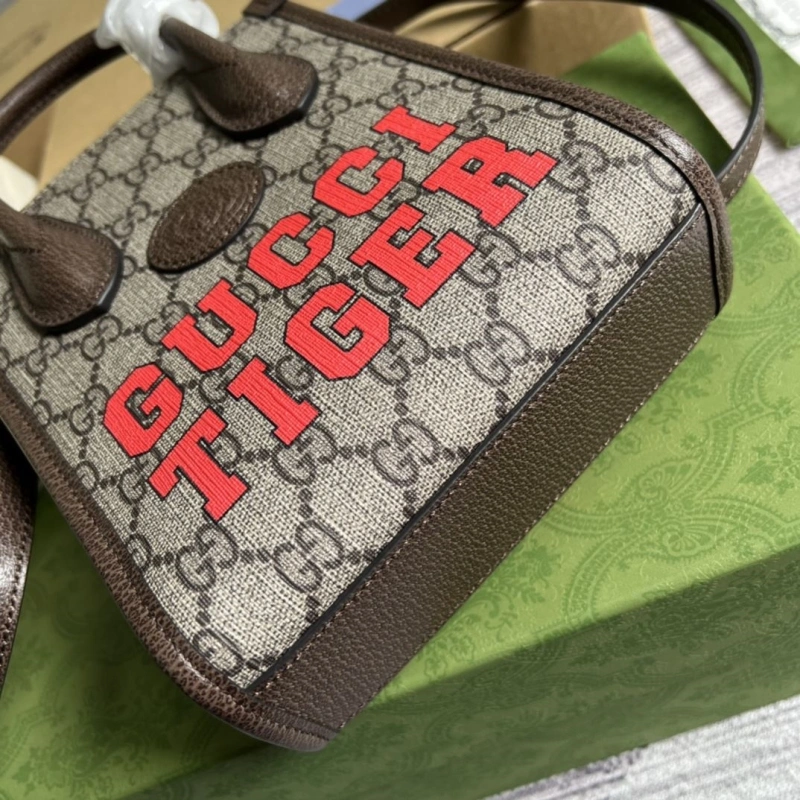 Bold Gxccx Shopping Bags 41478