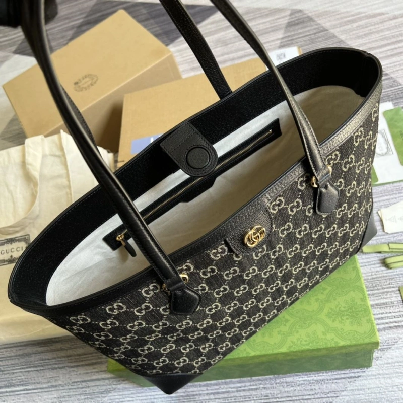 Minimalist Gxccx Shopping Bags 41462