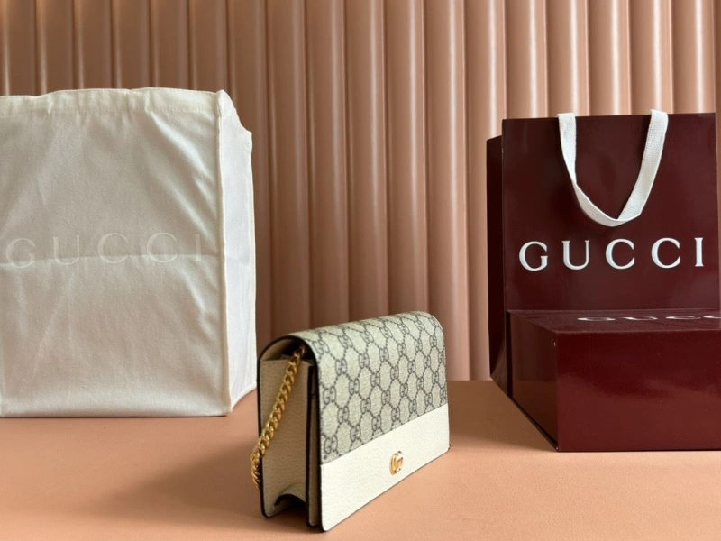 Elegant Gxccx Wallets & Purse 39984