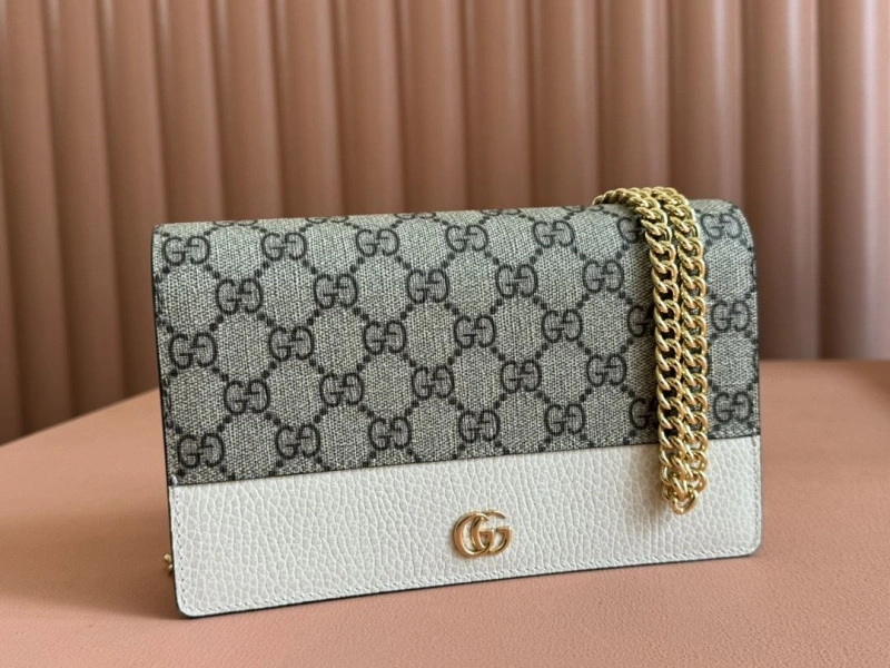Elegant Gxccx Wallets & Purse 39984