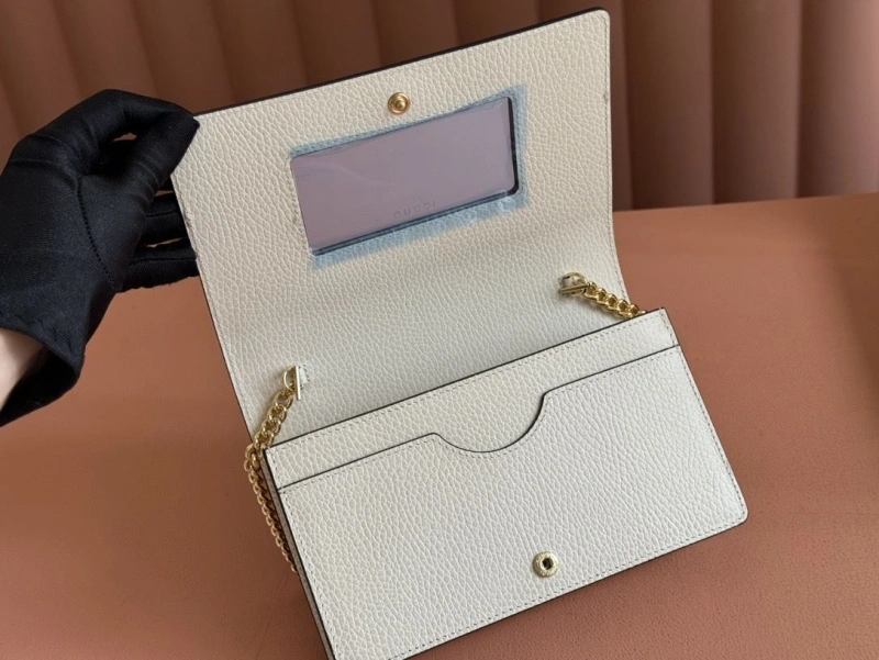 Elegant Gxccx Wallets & Purse 39984