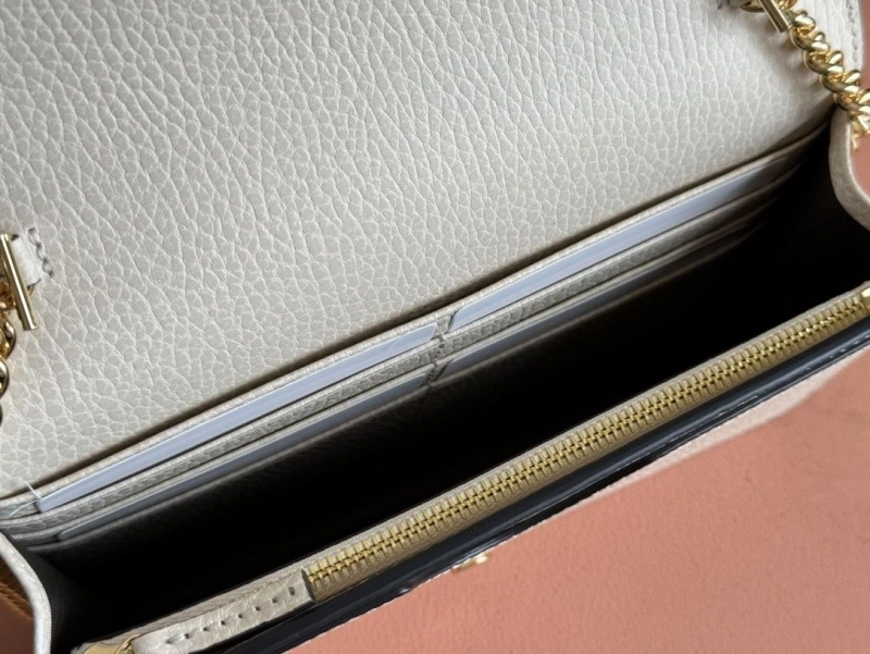 Elegant Gxccx Wallets & Purse 39984