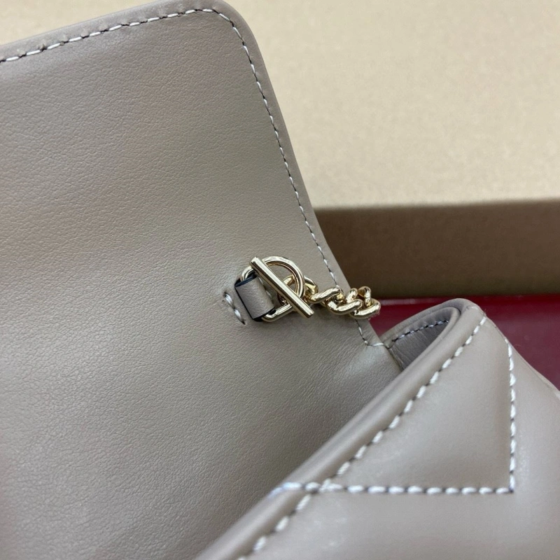 Gxccx Satchel Bags Minimalist 41982