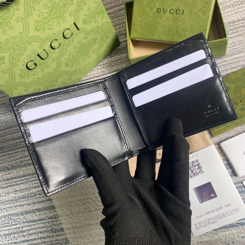Compact Gxccx Wallets & Purse 40001