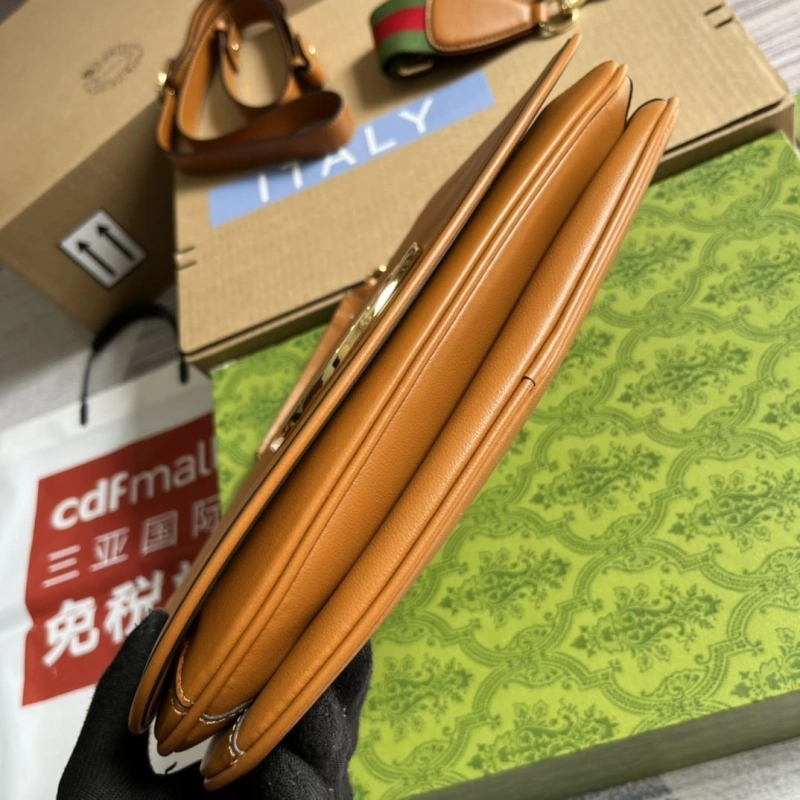 Fashionable Gxccx Top Handle Bags 40812