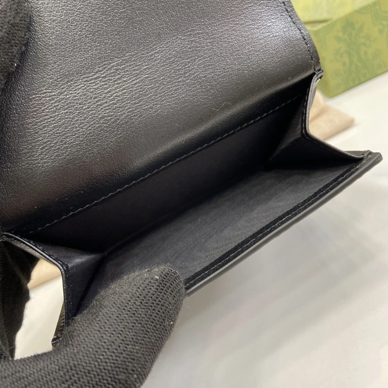 Versatile Gxccx Wallets & Purse 39955