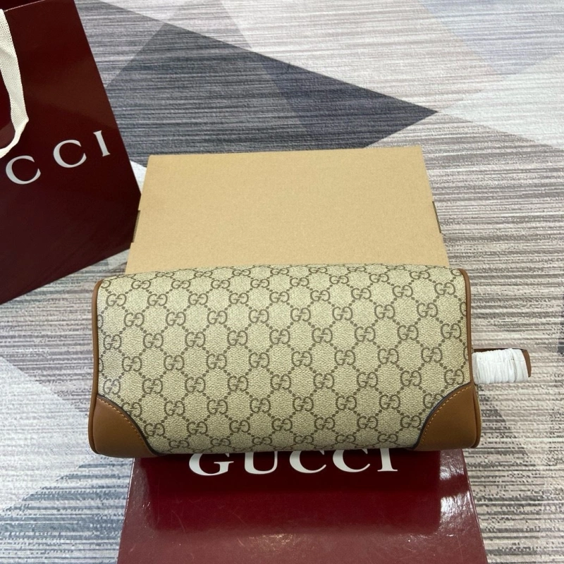 Resilient Gxccx Clutch Bags 42753