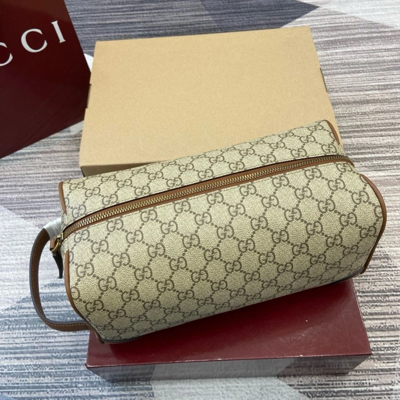 Resilient Gxccx Clutch Bags 42753