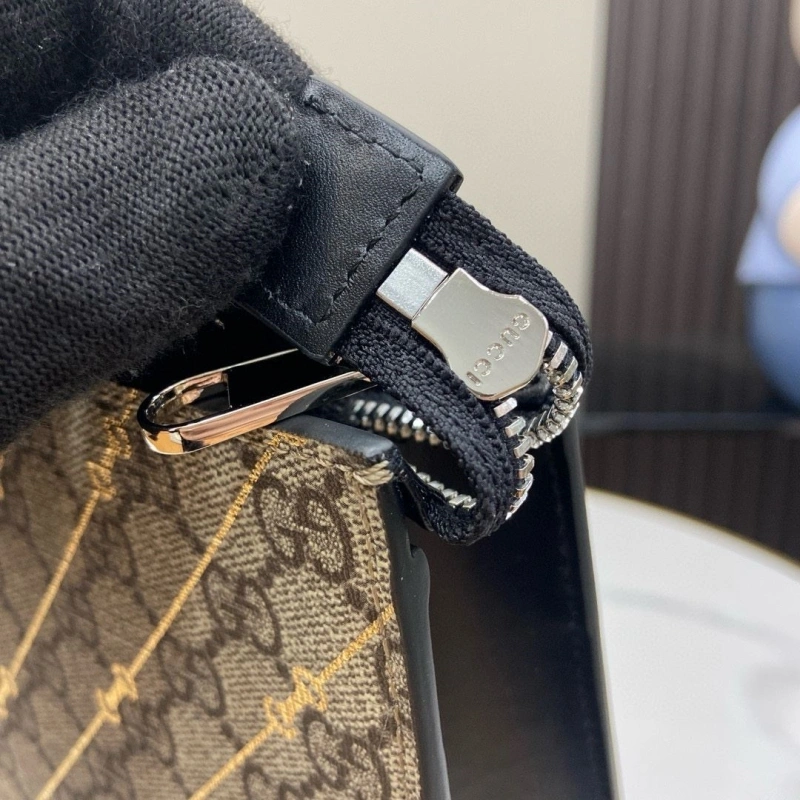 Comfortable Gxccx Clutch Bags 42749