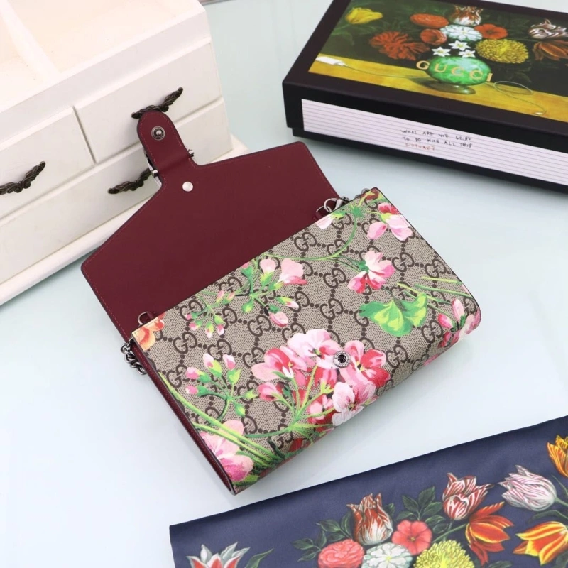 Fashionable Gxccx Wallets & Purse 39901