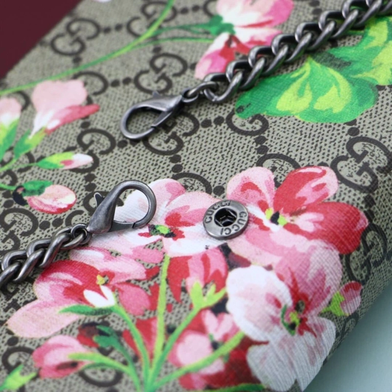 Fashionable Gxccx Wallets & Purse 39901