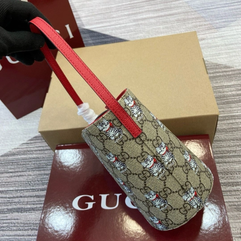 Gxccx Bucket Bags WellDesigned 42858