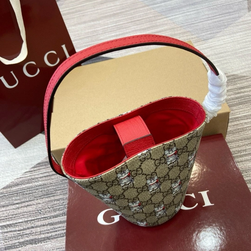 Gxccx Bucket Bags WellDesigned 42858
