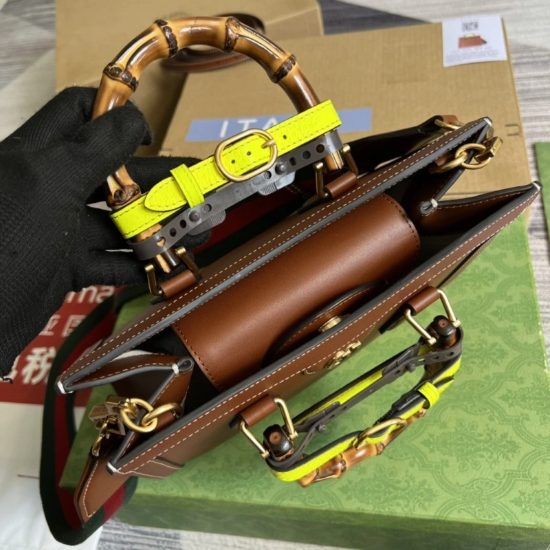 Gxccx Top Handle Bags ModernLook 40760