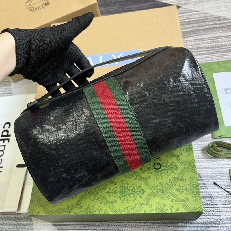 Flexible Gxccx Clutch Bags 42710