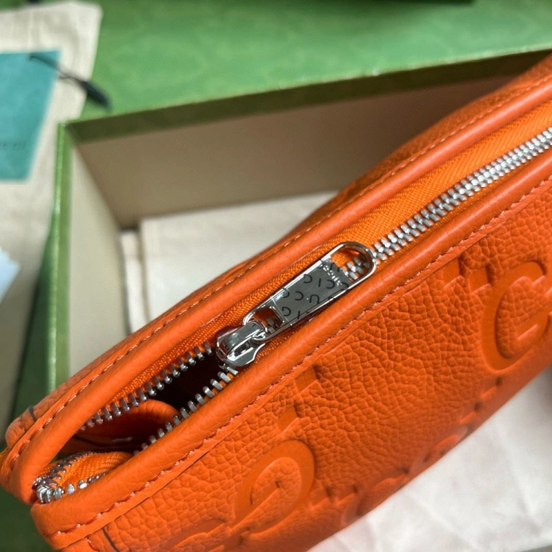 Resilient Gxccx Clutch Bags 42700