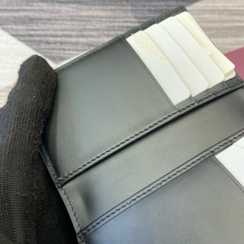 Durable Gxccx Wallets & Purse 39872